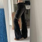 Sosana - Low Waist Floral Embroidered Washed Slim-Fit Boot-Cut Jeans